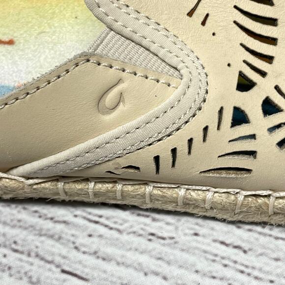 OluKai Cream Flats with Woven Detailing - Picture 12 of 13